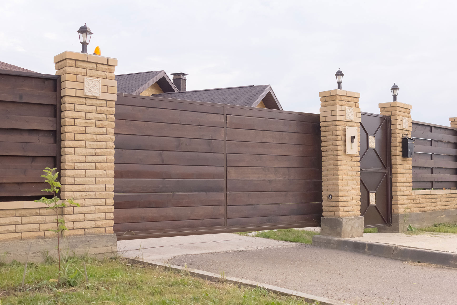 fencing materials